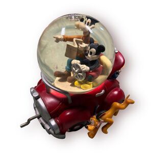 Disney Mickey Mouse Musical Snow Globe Zip-A-Dee-Doo-Dah Vintage Retired Goofy‎
